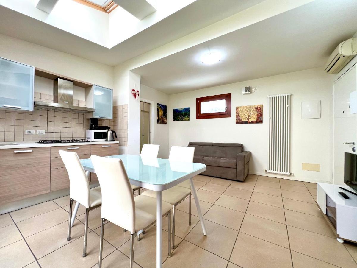 Apartment Gardabebo Torbole Sul Garda Eksteriør bilde
